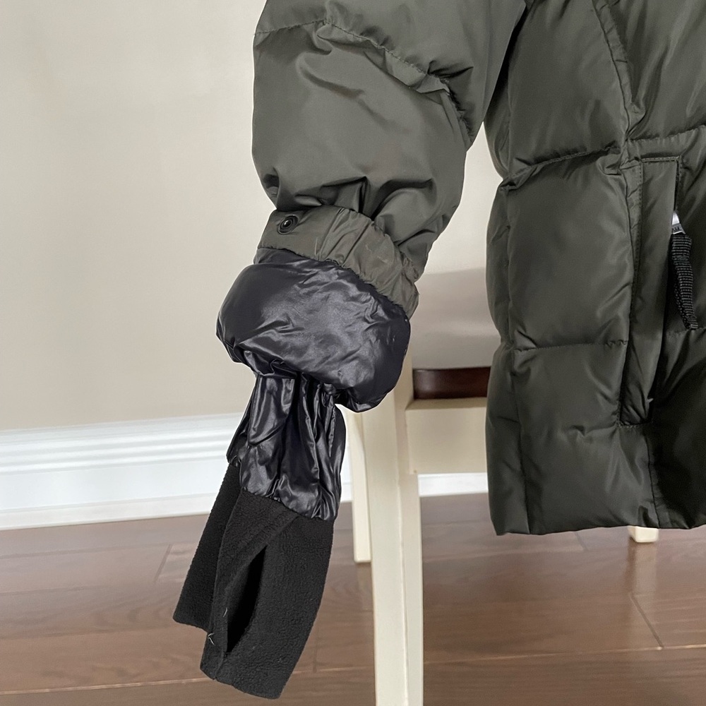 SAM. Kids winter down jacket in like new condition. Size 6. - Picture 5 of 5